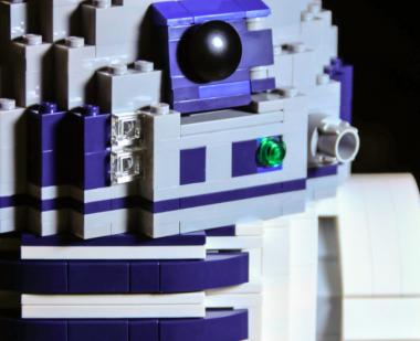 LEGO® UCS R2-D2 