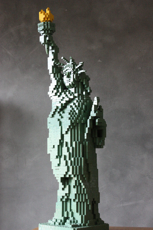 shop.rentabrick | LEGO® Freiheitsstatue online LEGO-Sets mieten